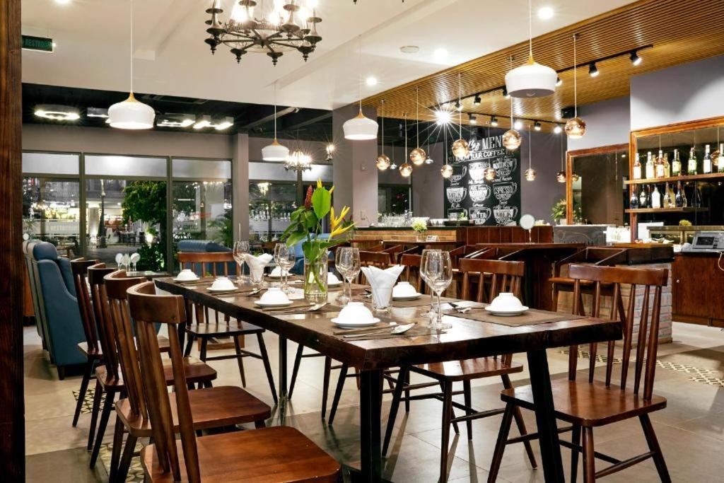 West Phu Quoc Hotel Bagian luar foto